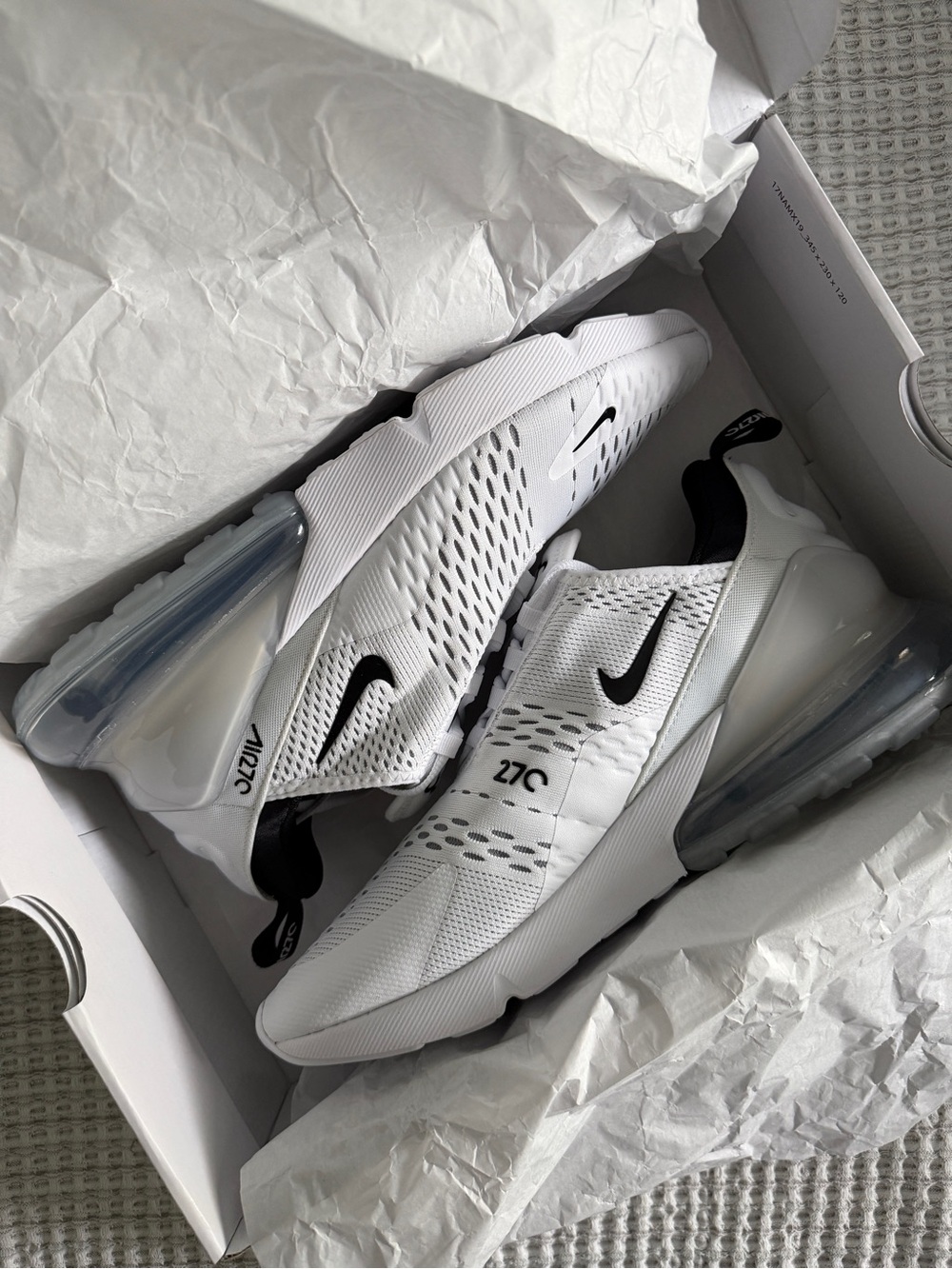 Nike Air Max 270